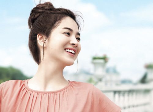 Làm sao để "trẻ mãi không già" như nữ thần Song Hye Kyo